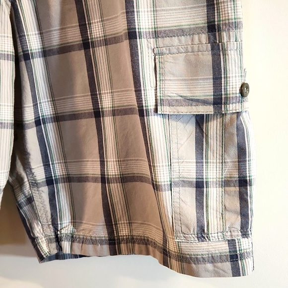 Levi~ Men's Cargo Shorts Size 40 - Picture 2 of 6